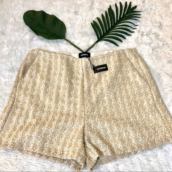 NWT Express High Waisted textured shorts - Picture 2 of 14
